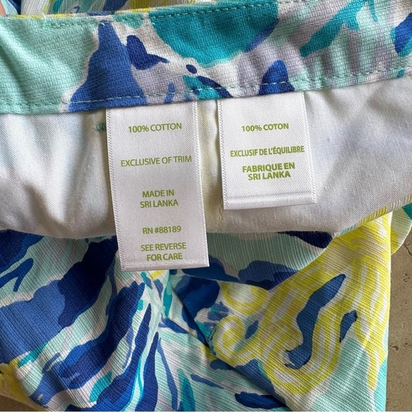 NWT Lilly Pulitzer Buttercup Shorts - Ylang Ylang Love Print, Size 2 - Picture 4 of 8